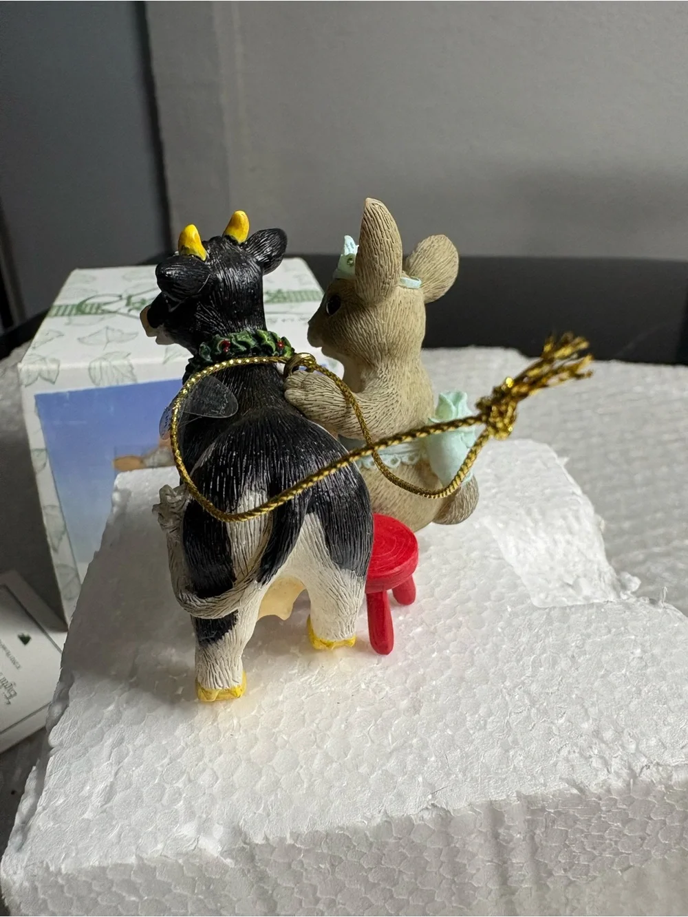Fitz & Floyd charming tails Eight Maids-a-Milking ornament